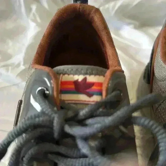 Women’s Cobb Hill Skylar M Lace Waterproof Sneakers– Grey 7.5 - Picture 6 of 9